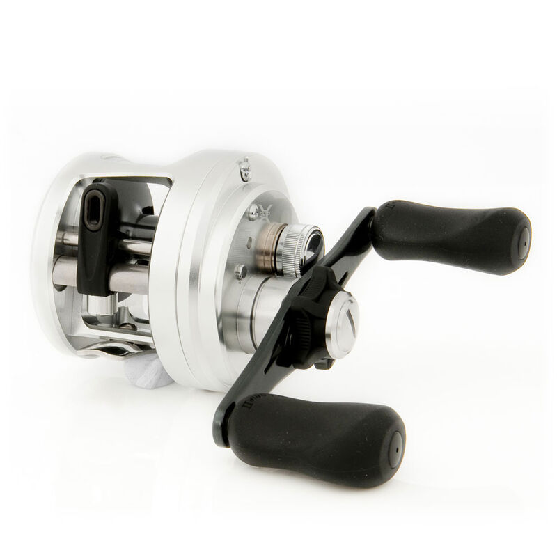 Moulinet casting droitier carnassier shimano calcutta 201d - Moulinets Casting | Pacific P&ecirc;che