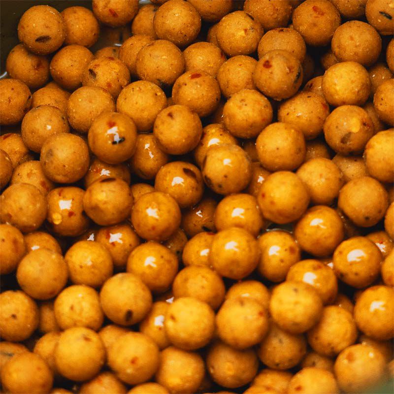 Bouillettes Dynamite Baits Peppered Fruit 1kg - Denses | Pacific P&ecirc;che