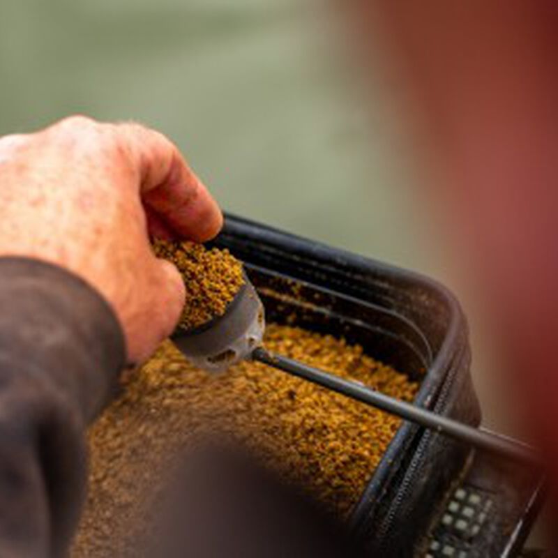 Groundbait Mainline Bagga Mix 1kg - Amorces | Pacific P&ecirc;che