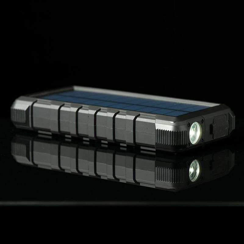 Batterie Portable Solaire Wolf SPB-24 Solar Powerbank - Energie | Pacific P&ecirc;che