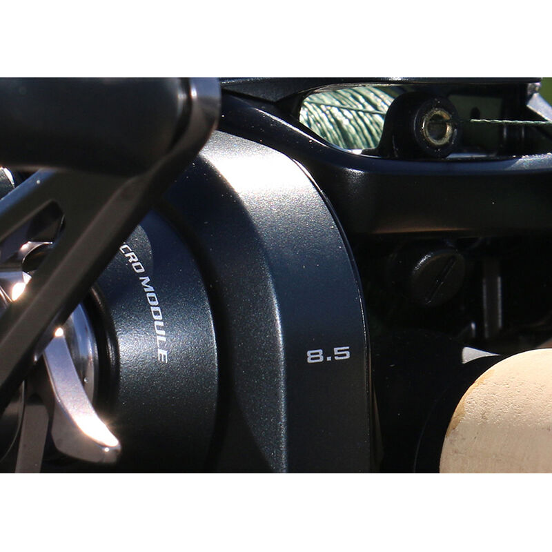 Moulinet casting droitier carnassier shimano curado 201 k hg - Moulinets Casting | Pacific Pêche