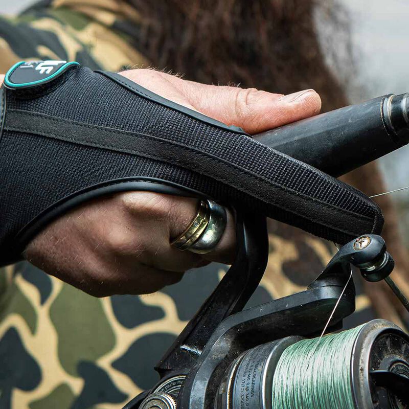 Doigtier de lancer wolf kevlar casting glove black - Accessoires Cannes | Pacific P&ecirc;che