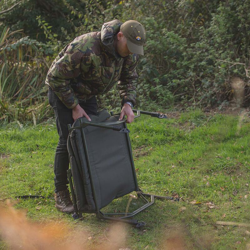 Bedchair solar bankmaster - Bedchairs | Pacific P&ecirc;che