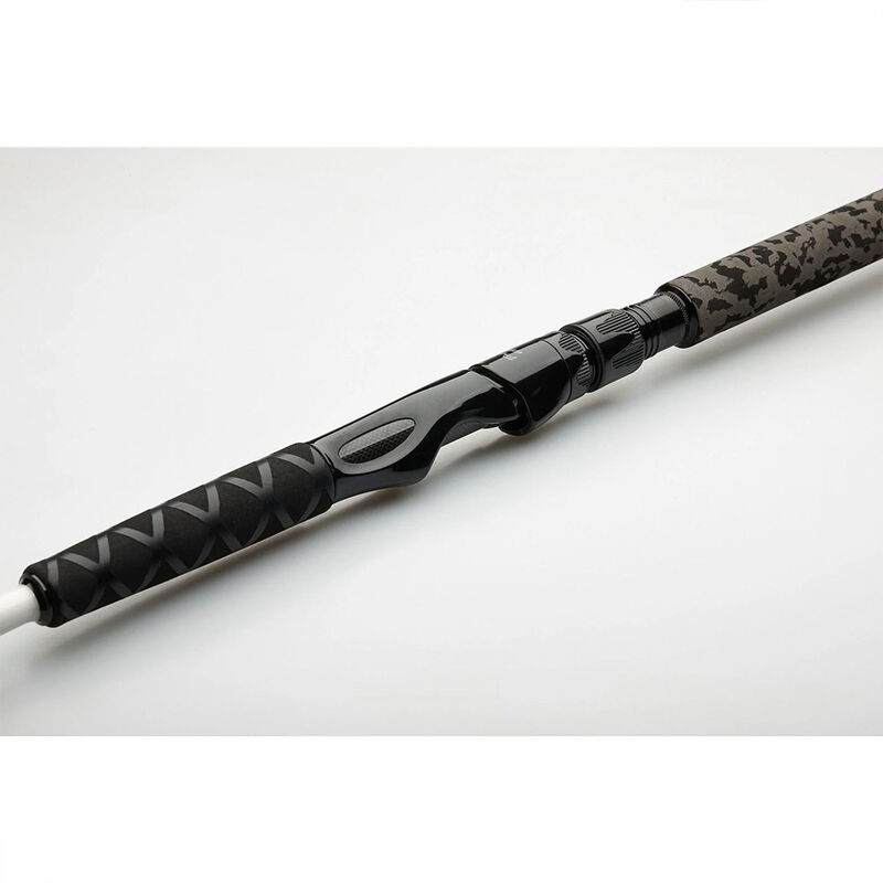 Canne Madcat White Clonk Teaser 2.10 m 150-200 g - Cannes Verticale | Pacific Pêche