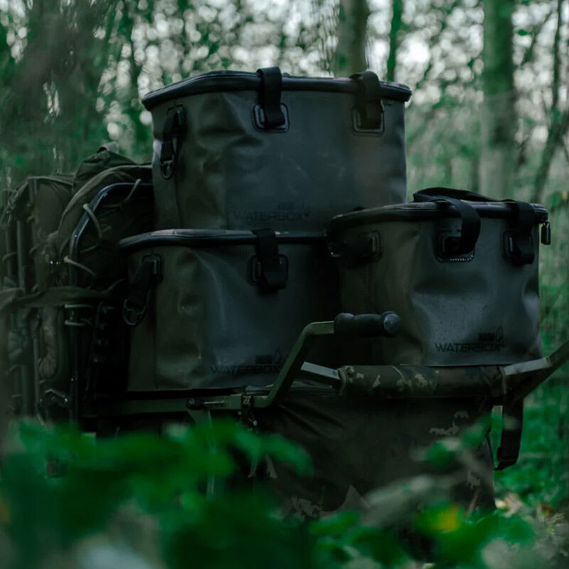 Carryall Nash Subterfuge Waterbox Large 47L - Carryalls | Pacific P&ecirc;che