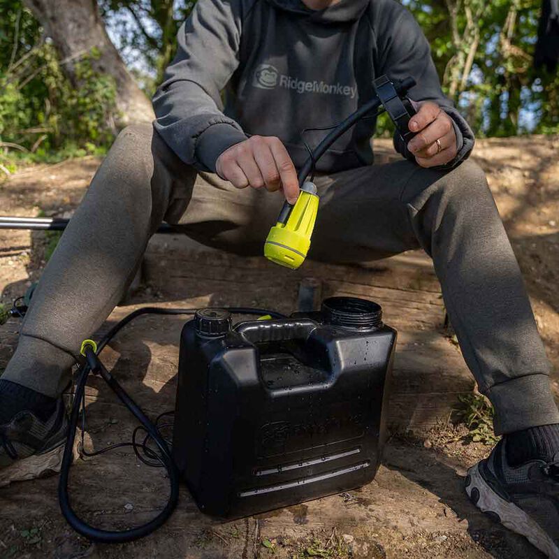 Kit Douche RidgeMonkey Outdoor Power Shower - Cuisine/Repas | Pacific P&ecirc;che