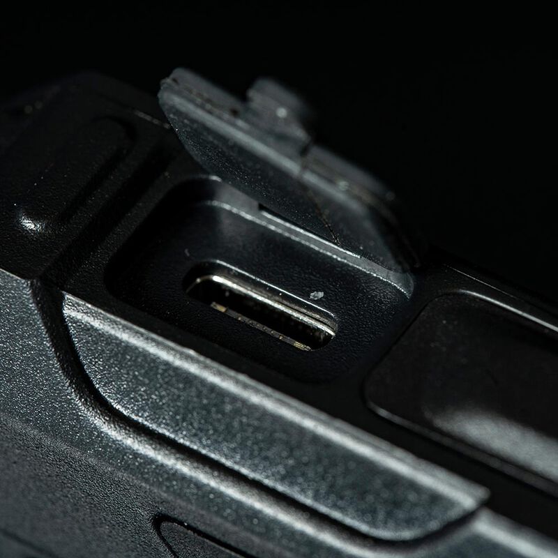 Batterie Portable Solaire Wolf SPB-16 Solar Powerbank - Energie | Pacific P&ecirc;che