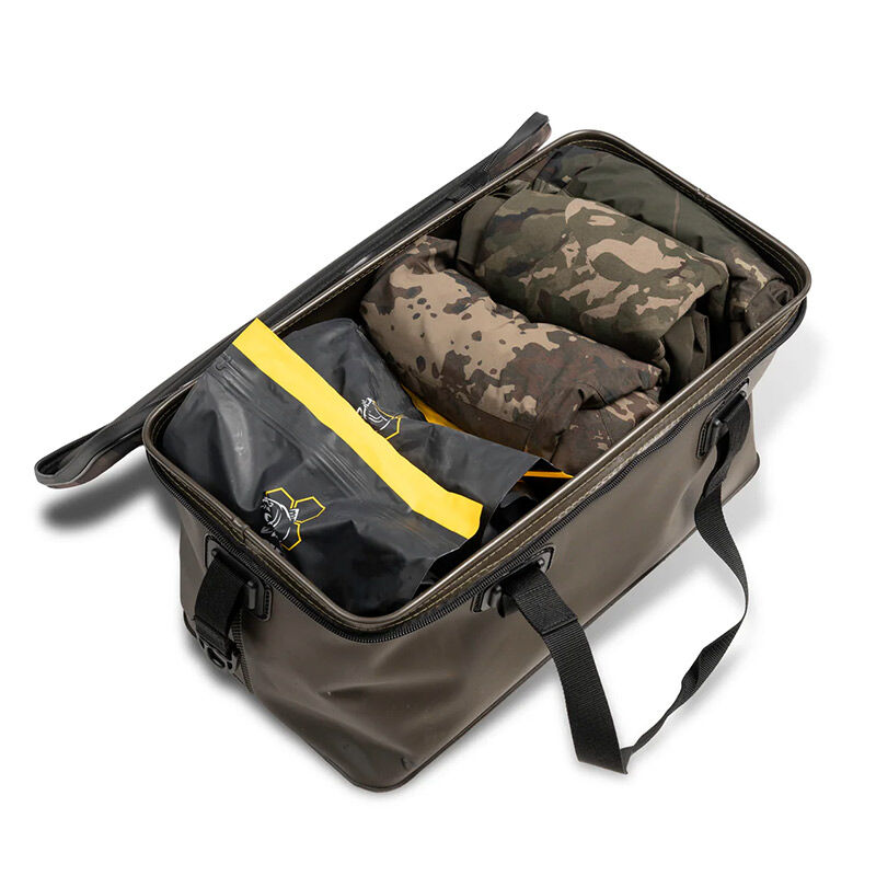 Carryall Nash Subterfuge Waterbox Large 47L - Carryalls | Pacific P&ecirc;che