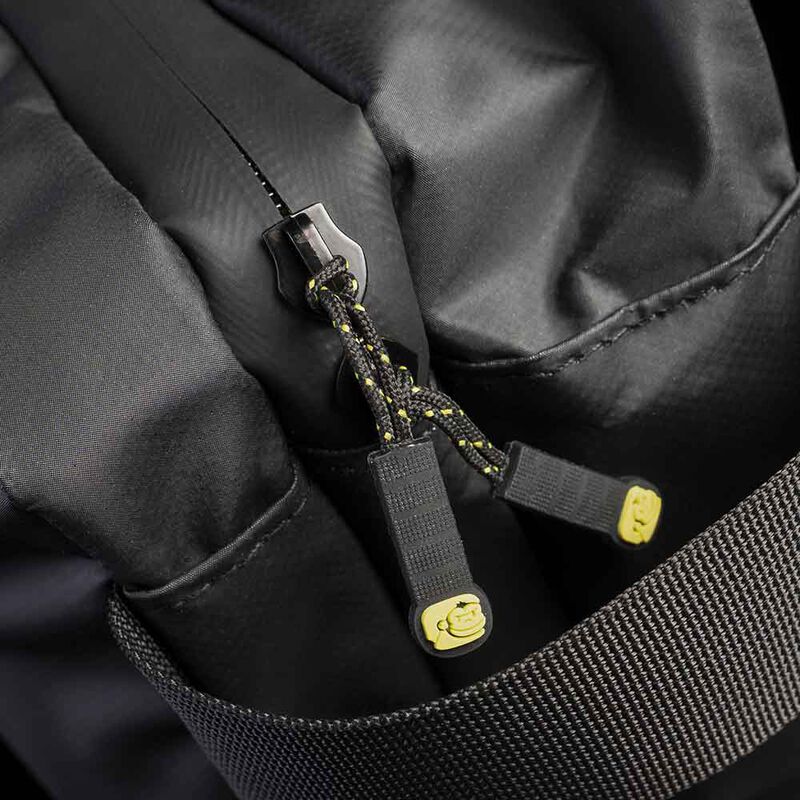 Trousse de toilette carpe ridge monkey impermeable lx + serviette - Sacs/Trousses Acc. | Pacific P&ecirc;che