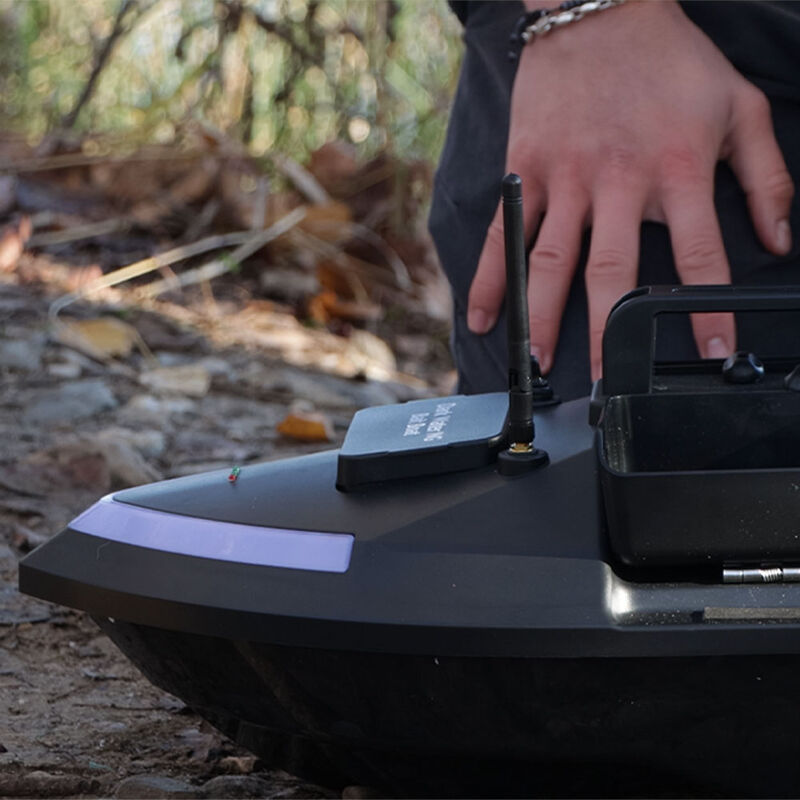 Bateau amorceur carpe team carpfishing dark water NG bait boat - Bateaux Amorceurs | Pacific Pêche