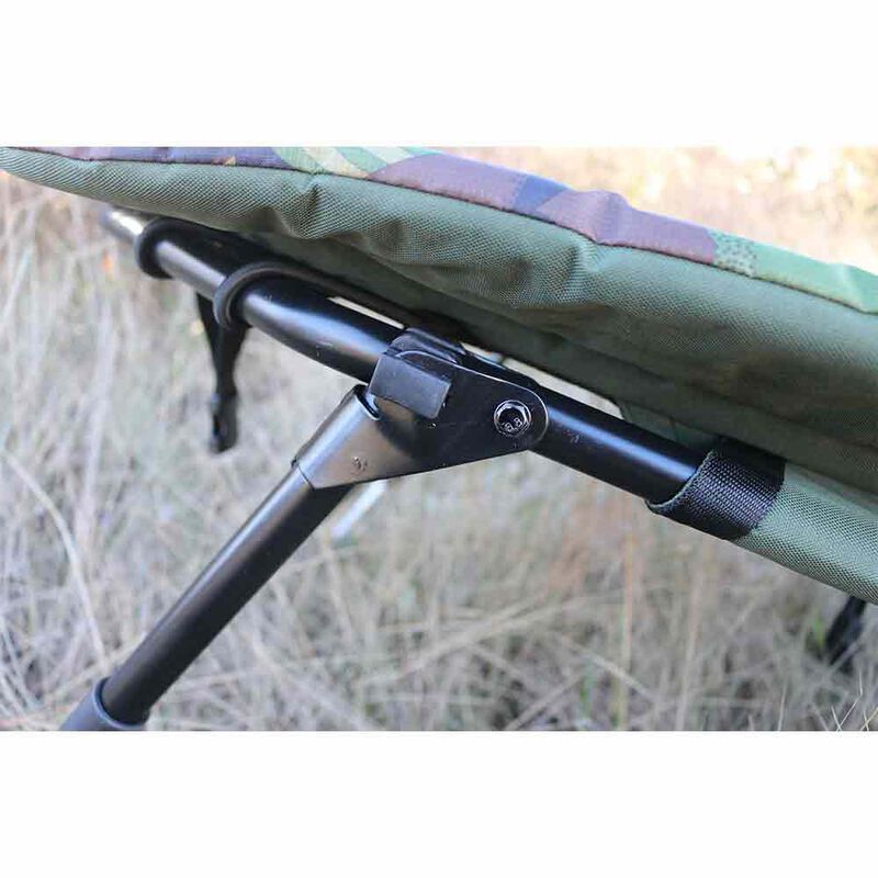 Bedchair Mack2 Carp Addict Camo - Bedchairs | Pacific P&ecirc;che