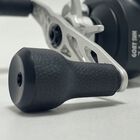 Moulinet Casting Bates The Goat SWM 200RH 7.1:1 - Moulinets Casting | Pacific P&ecirc;che
