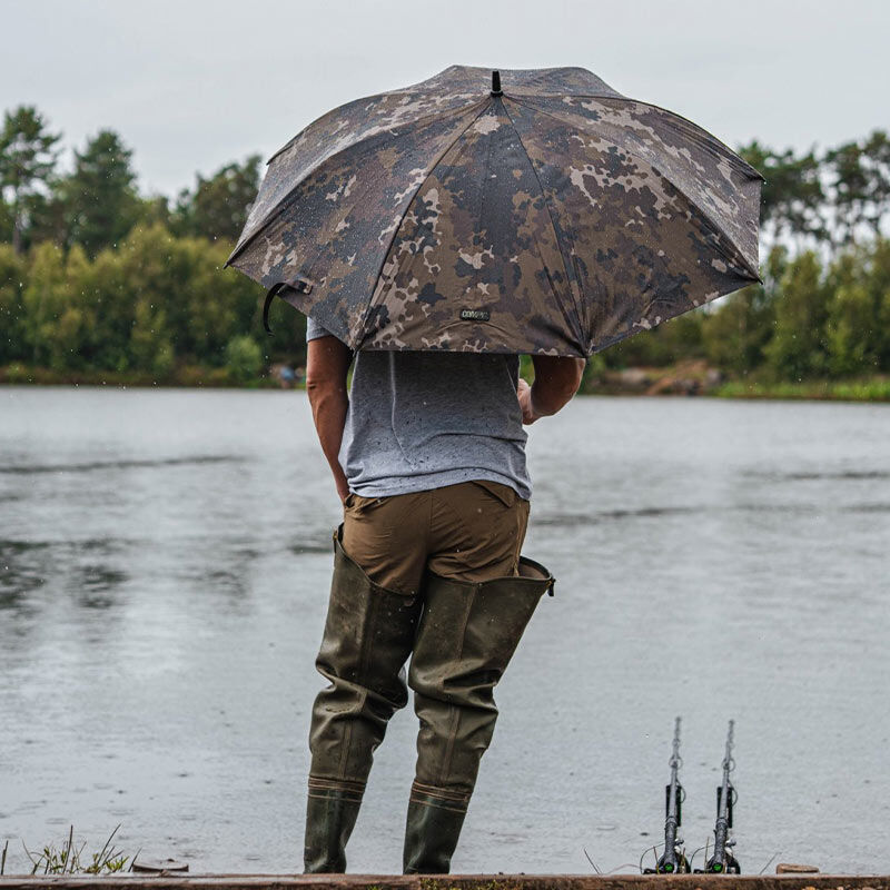 Parapluie Korda Compac Umbrella Dark Kamo 140cm - Parapluies et abris | Pacific P&ecirc;che
