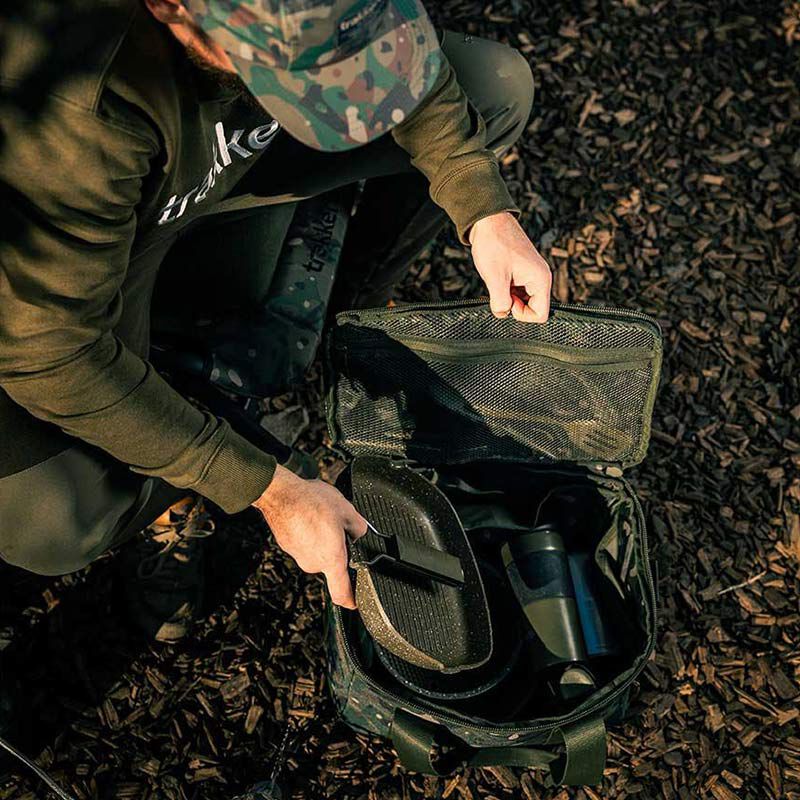 Carryall Trakker NXC Camo Cook-R Bag - Carryalls | Pacific P&ecirc;che