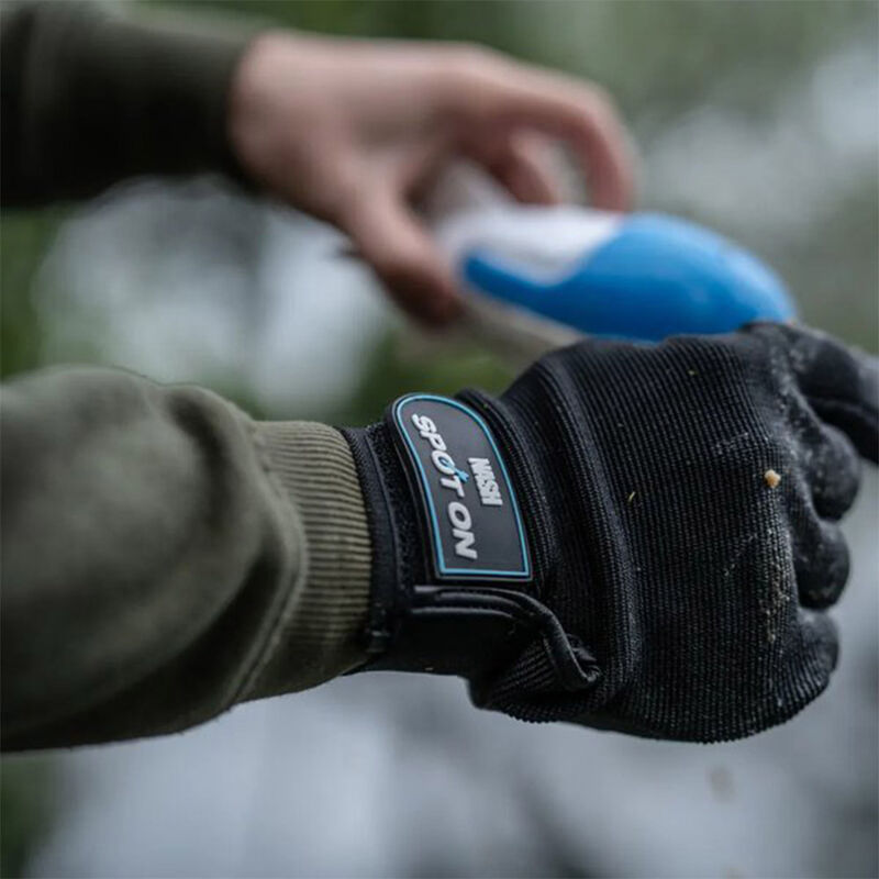 Gant de lancer Nash Gauch&eacute; Spot On Casting Glove - Accessoires Cannes | Pacific P&ecirc;che