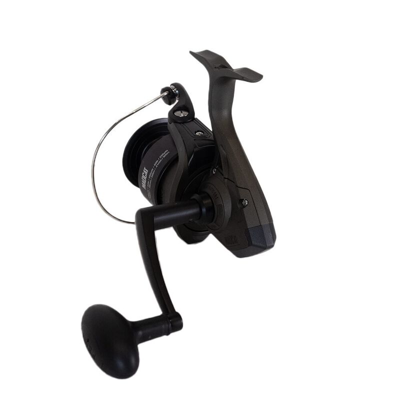 Moulinet Madcat Catwar 8000 - Spinning | Pacific P&ecirc;che