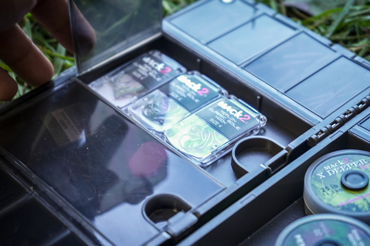 Montags Carpe Cheveu