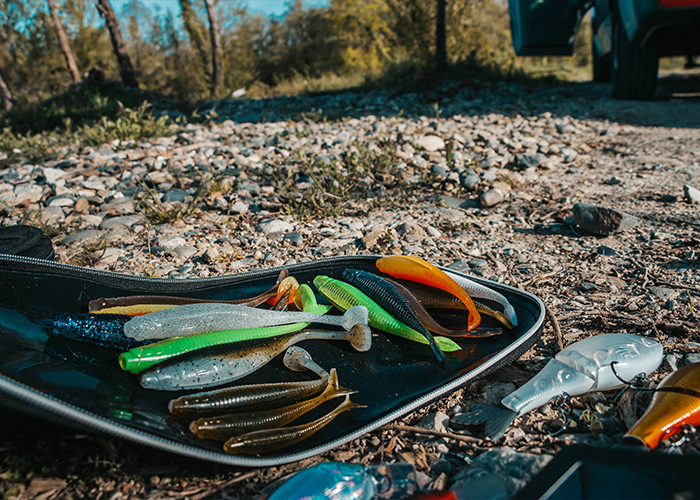 Sélection leurres souples et durs pour attaquer une session dans un plan d’eau inconnu 